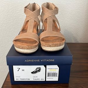 NIB Adrienne Vittadini wedge sandals, size 7M